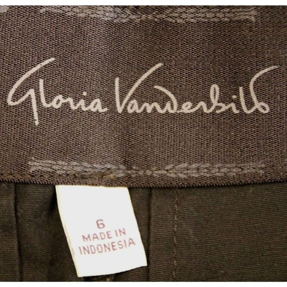 Gloria Vanderbilt “Charlene” Ultra Twill Black Capris Womens Size 6 Short NWT - Picture 12 of 13